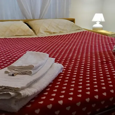 La Casa Di Famiglia Apartment